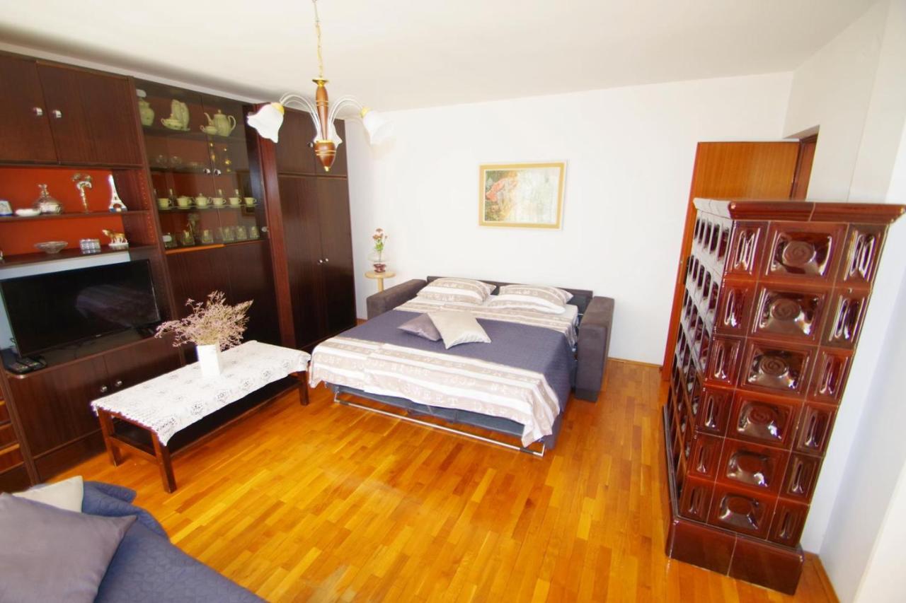 Apartment Ana Póla Kültér fotó