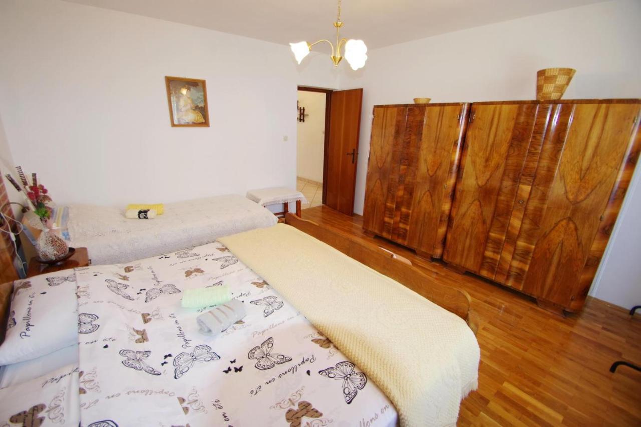 Apartment Ana Póla Kültér fotó
