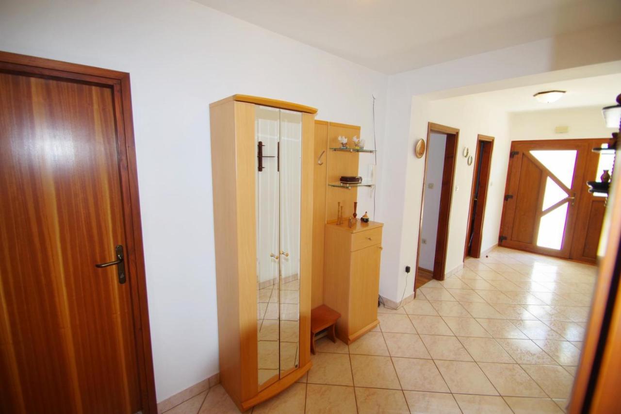 Apartment Ana Póla Kültér fotó