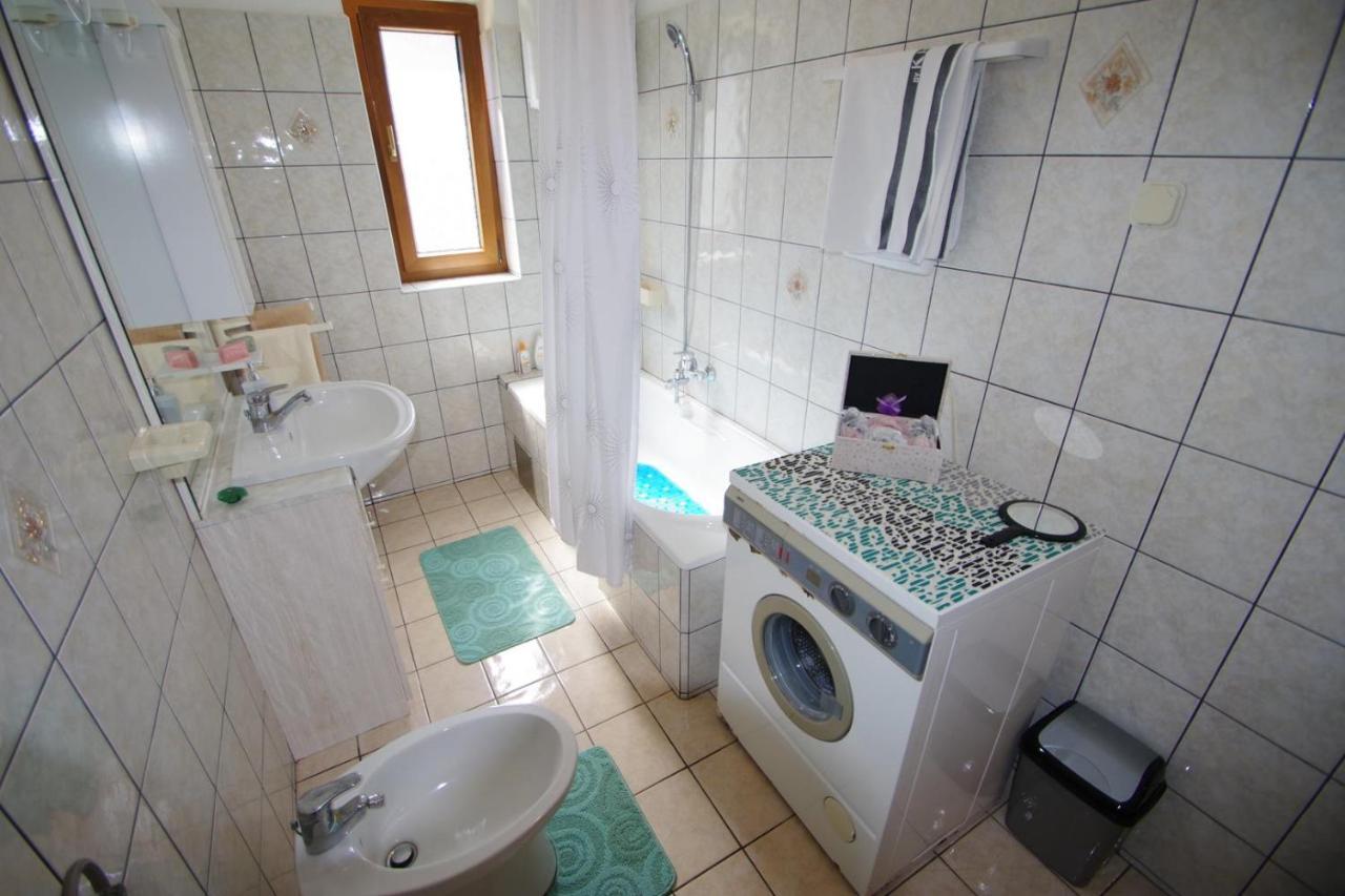 Apartment Ana Póla Kültér fotó