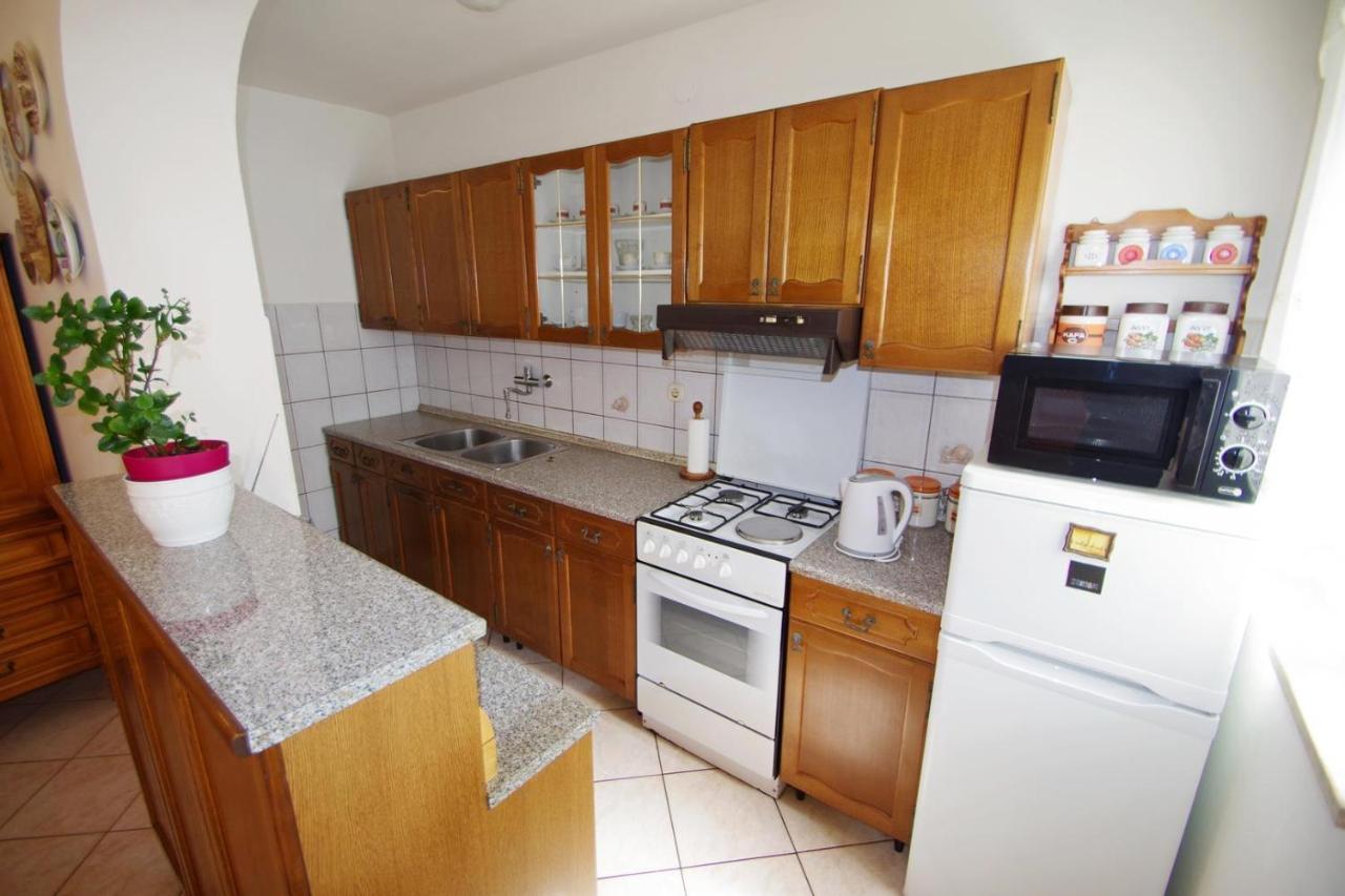 Apartment Ana Póla Kültér fotó
